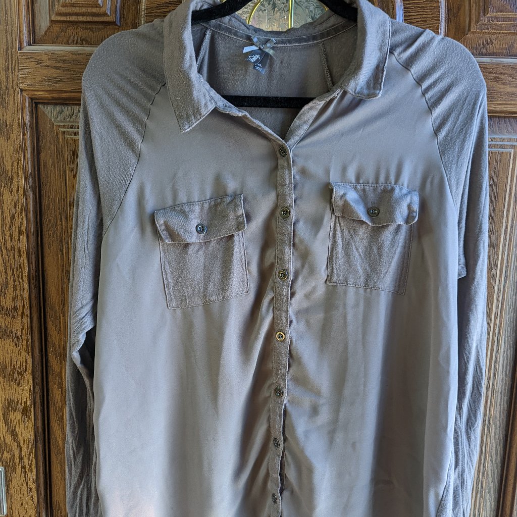 Vanity Button Down